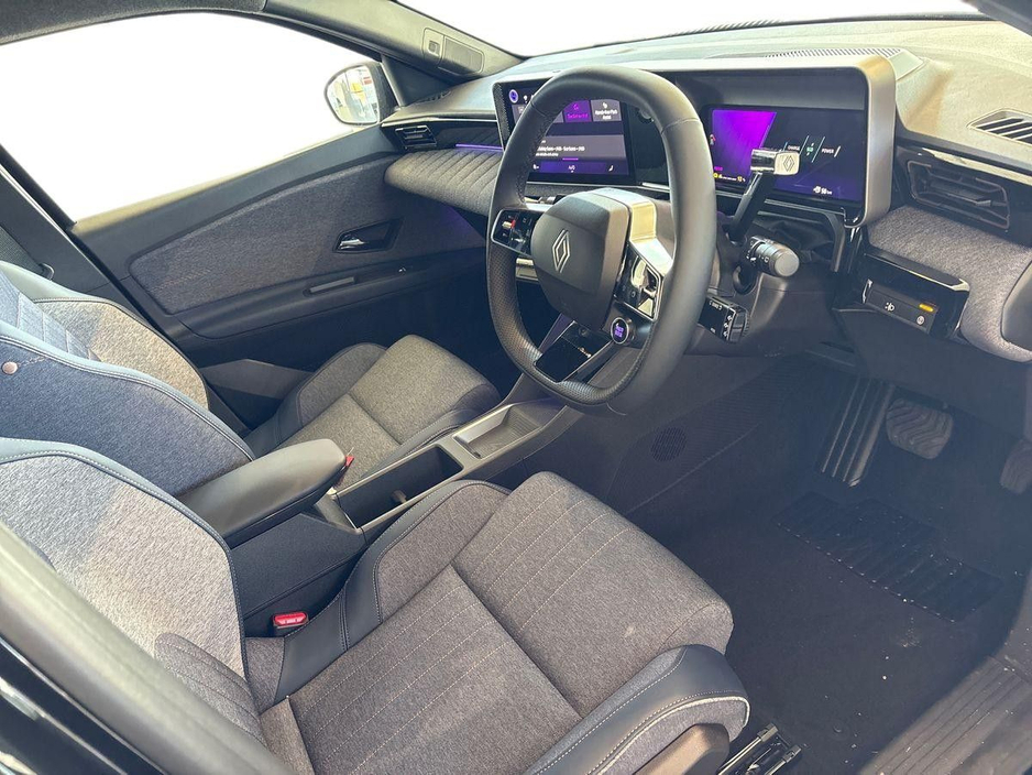 2026 Renault 4 - image 6