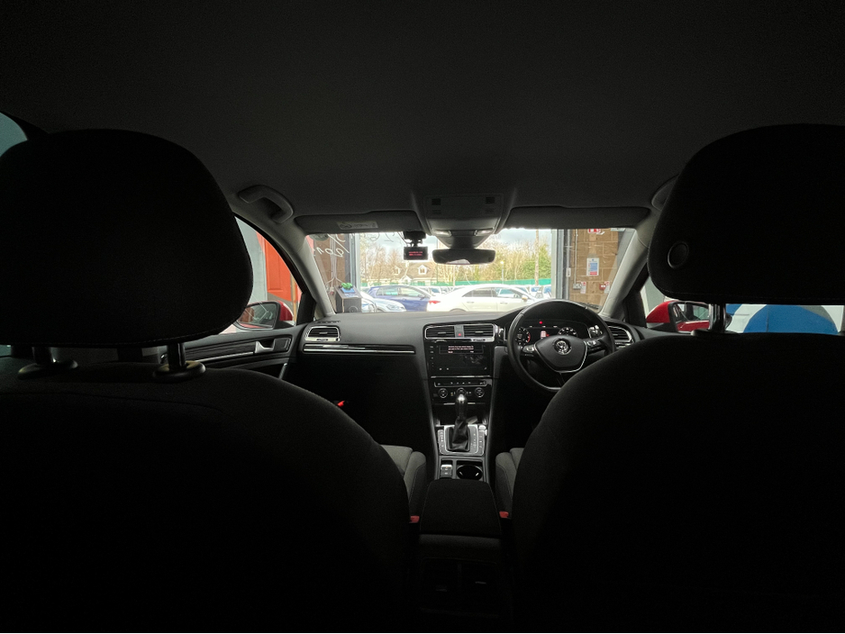 2019 Volkswagen Golf - image 13