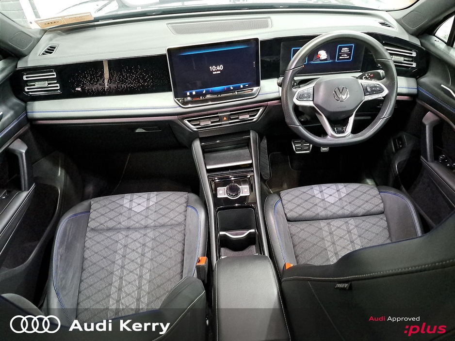 2024 Volkswagen Tiguan - image 12