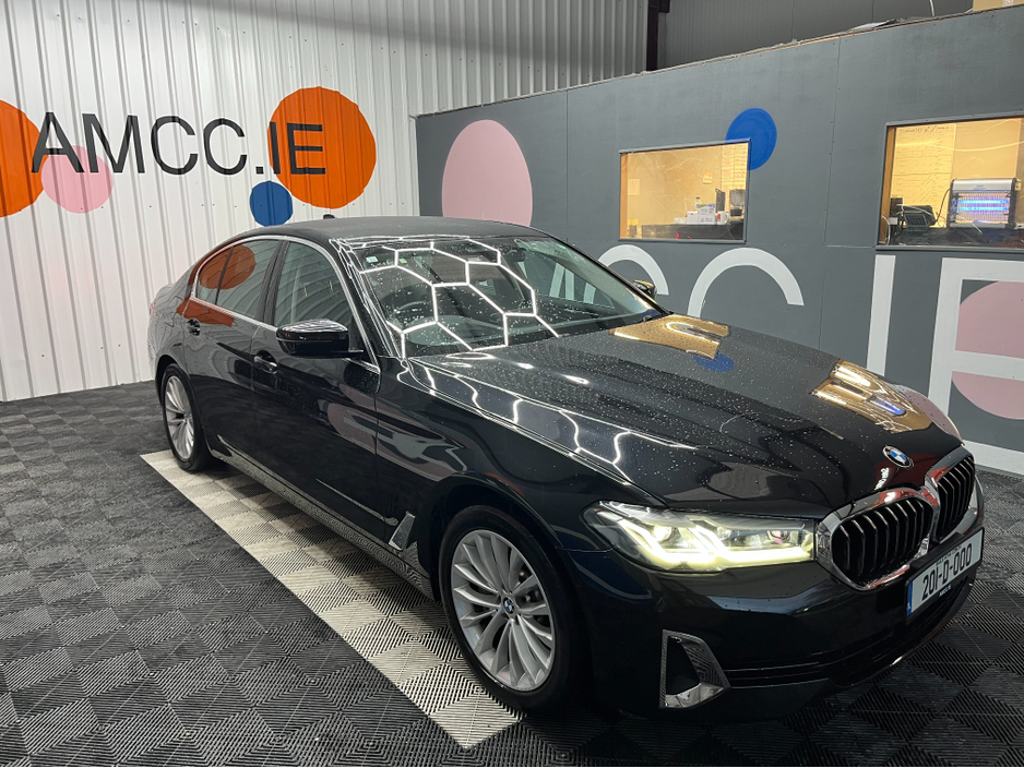 2020 BMW 5 Series €32950 2020 BMW 530E LUXURY EDITION JOY+ 2.0 AUTOMATIC / CRUISE CONTROL / 360° PARKING CAMERA / ELECTRIC MEMORY & HEATED SEATS / HEATED REAR SEATS / AMBIENT LIGHTS €32,950