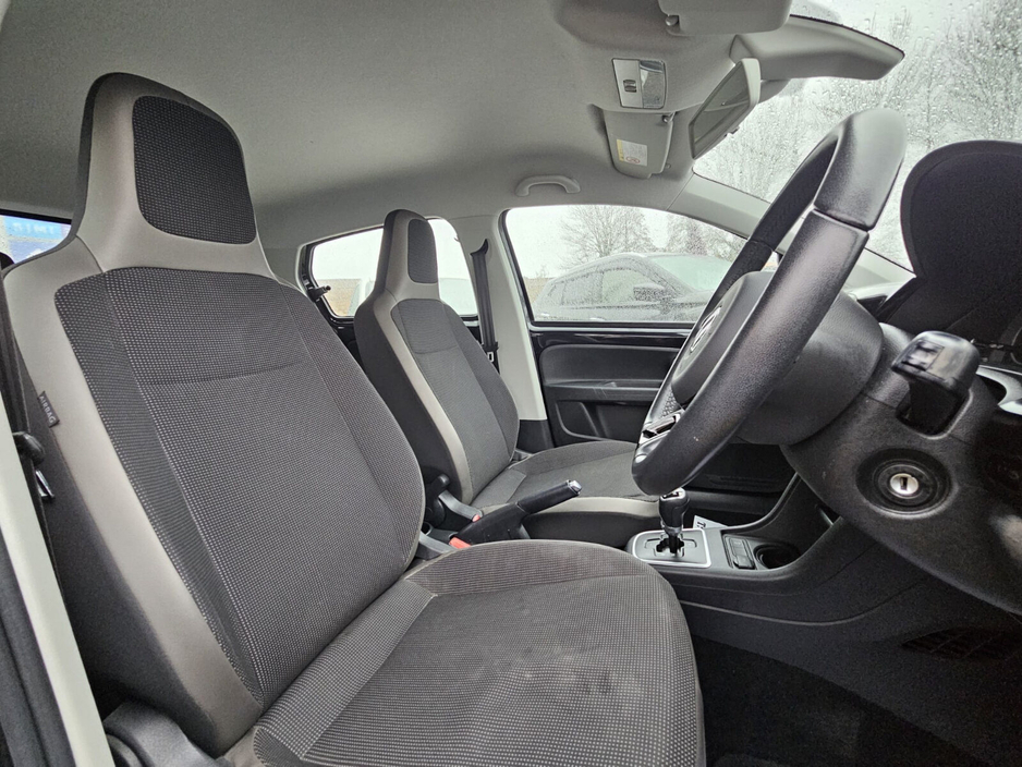 2012 Volkswagen up! - image 20