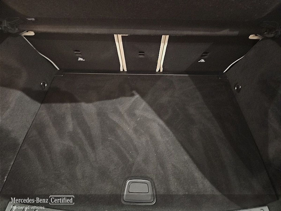 2022 Mercedes-Benz GLA Class - image 11