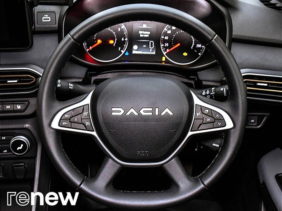 2025 Dacia Sandero Stepway - image 27