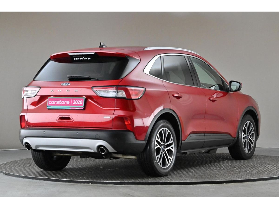 2020 Ford Kuga - image 9