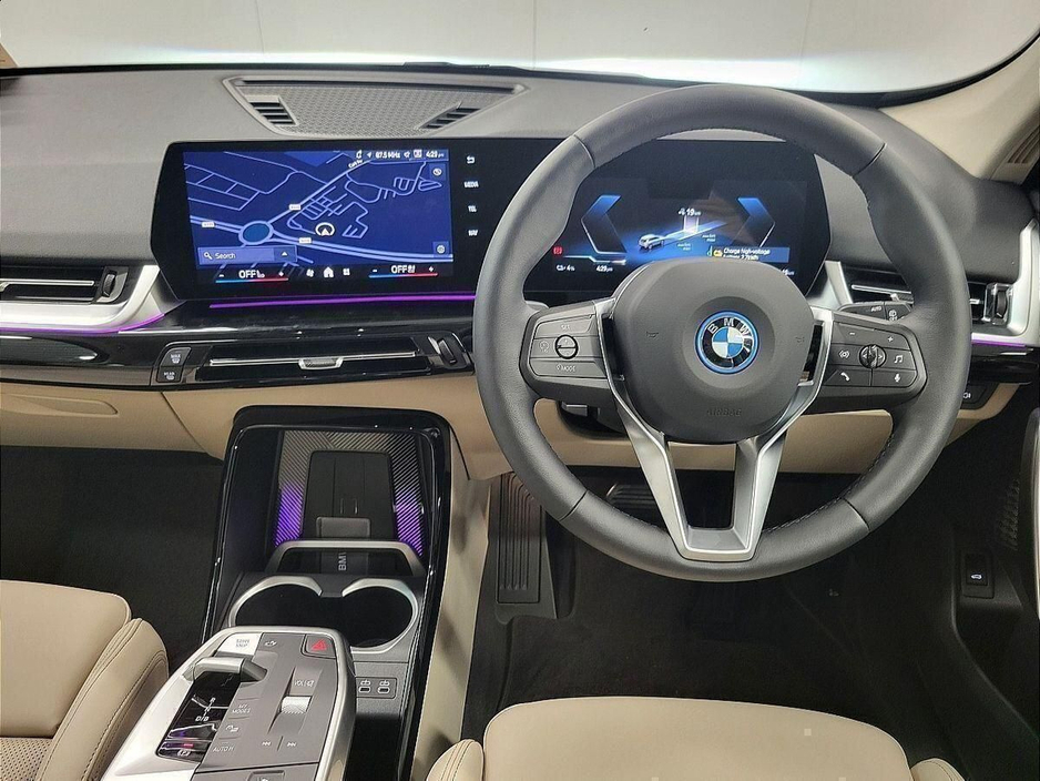 2025 BMW iX1 - image 5
