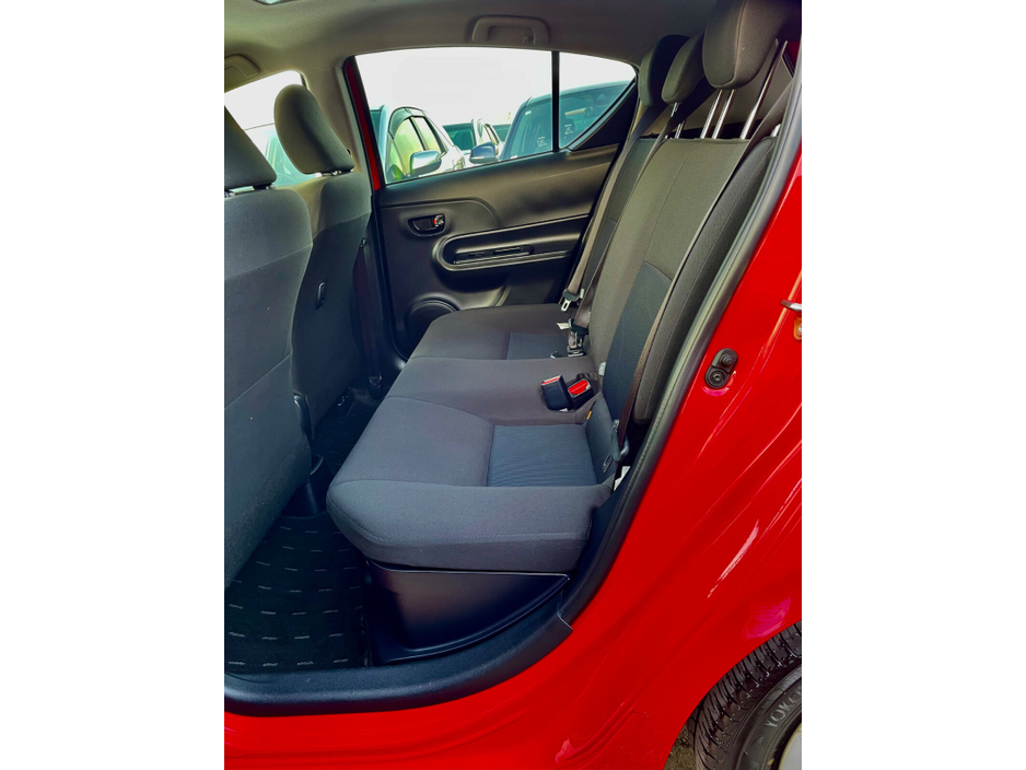 2019 Toyota Aqua - image 19