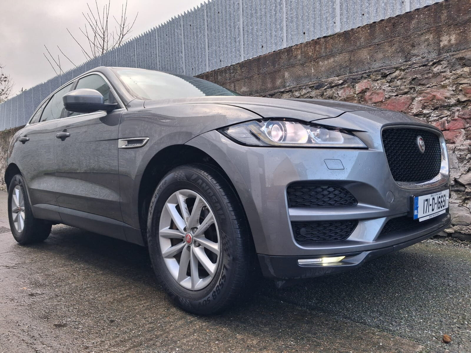 2017 Jaguar F-Pace 2.0 i4 D 180PS Prestige RWD €12,750