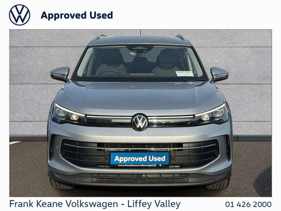 2025 Volkswagen Tiguan - image 10