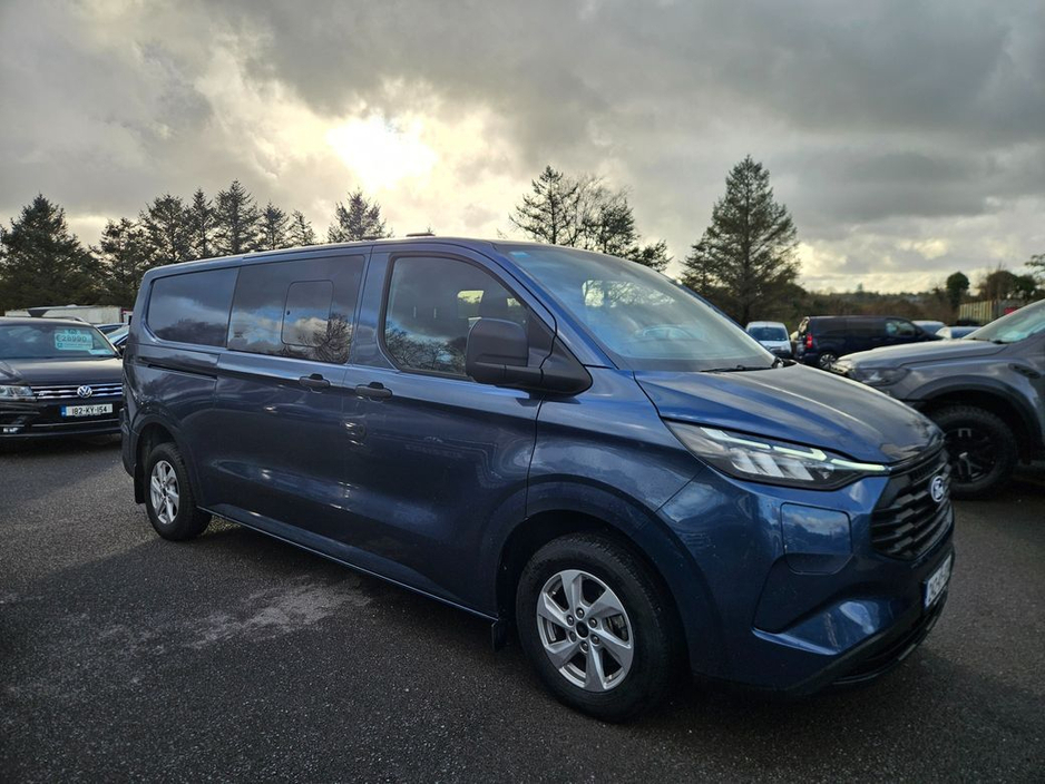 2024 Ford Transit Custom - image 8