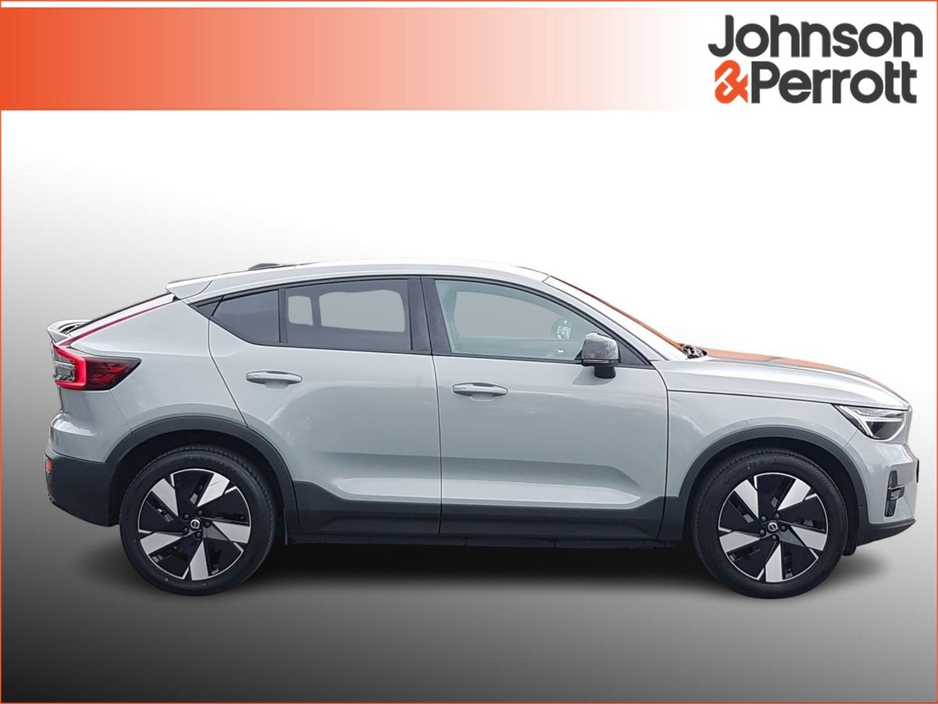 2023 Volvo C40 - image 5