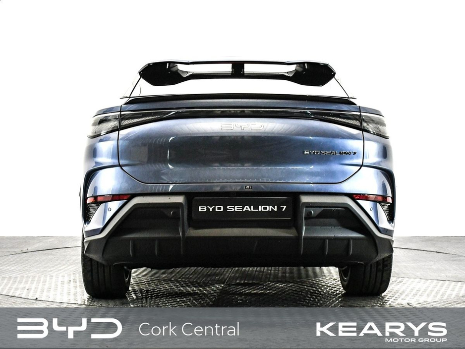 2026 BYD Sealion 7 - image 6