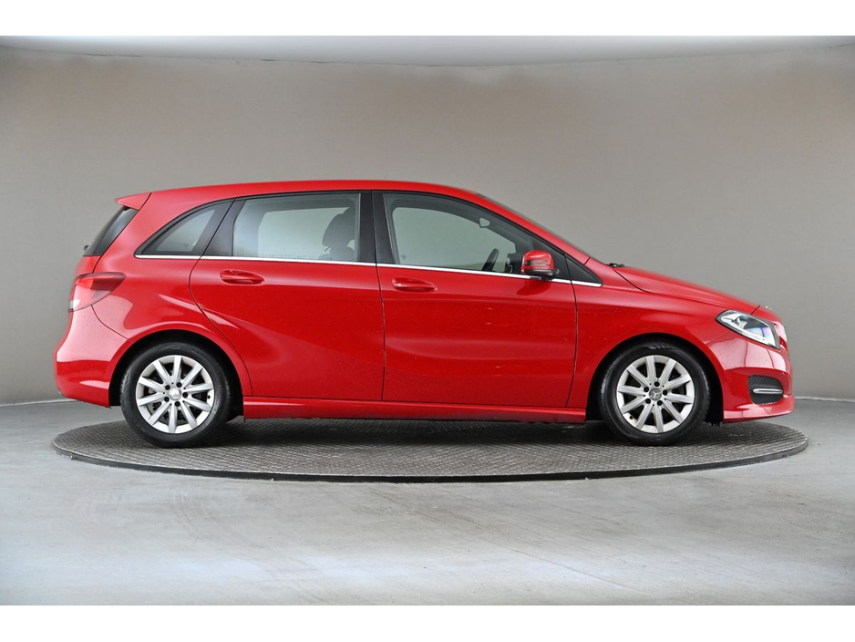 2016 Mercedes-Benz B Class - image 11