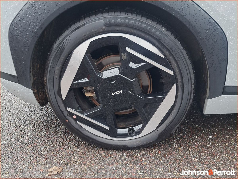2025 Kia EV4 EV4 5 HB EARTH K3 LR 5DR AUTO