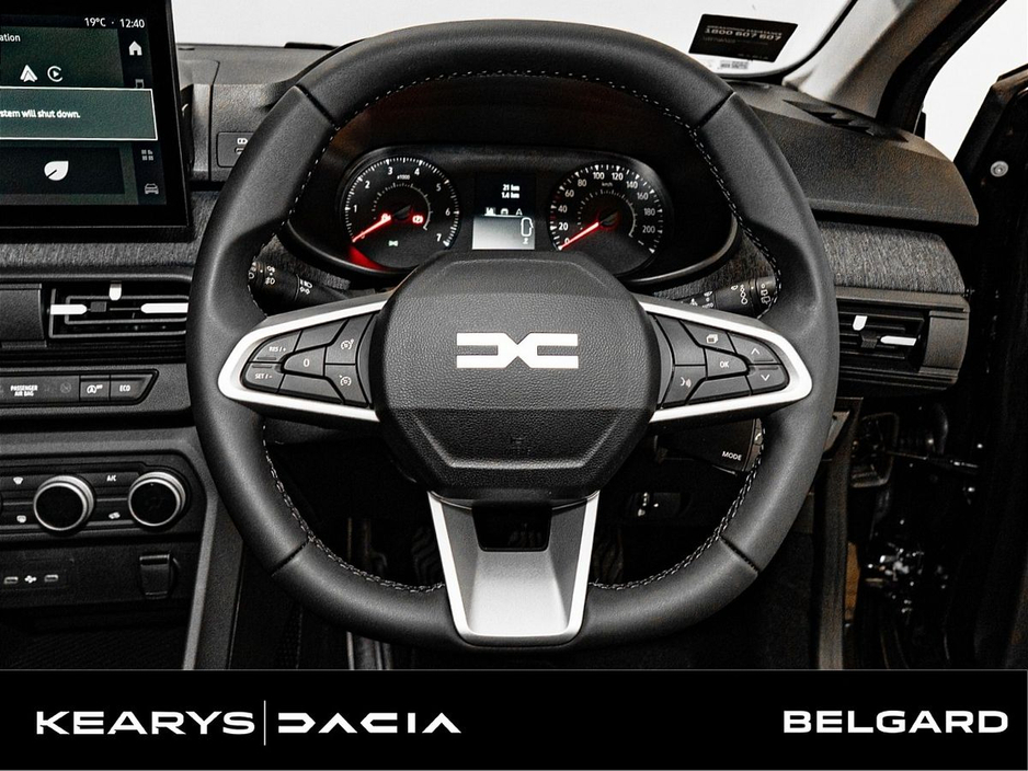 2026 Dacia Jogger TCe 110 Expression DEMO €30,510