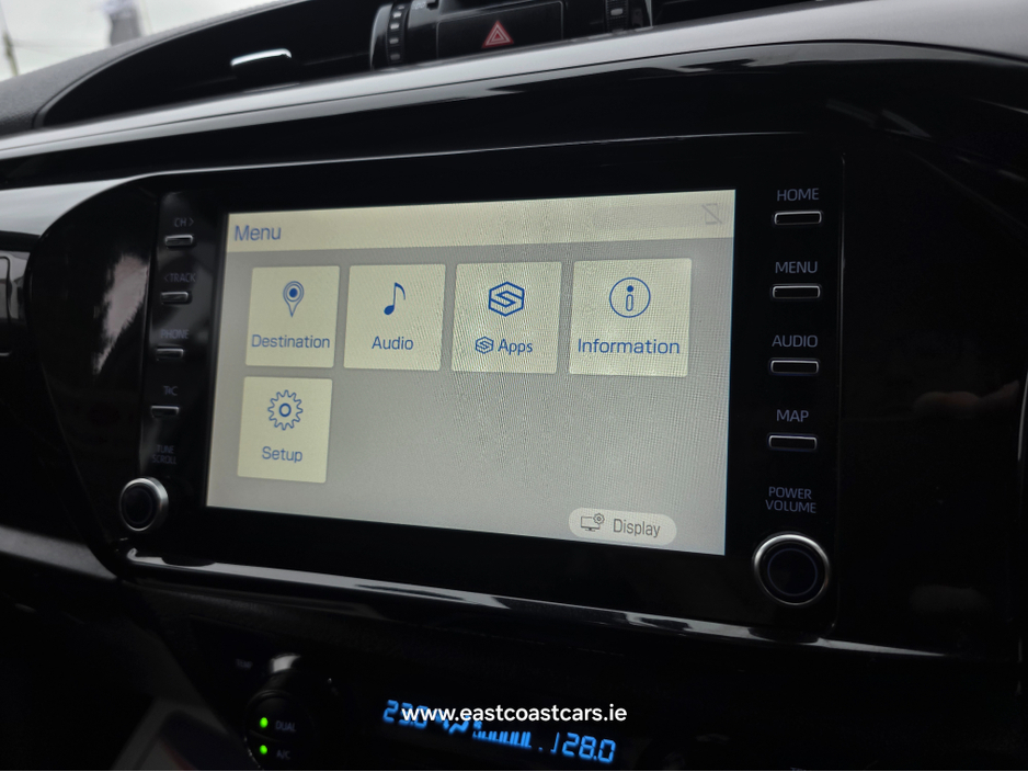 2023 Toyota Hilux GR EDITION 2.4D 360 REV CAMERA  4X4 HALF LEATHER  SEATS - €48,500