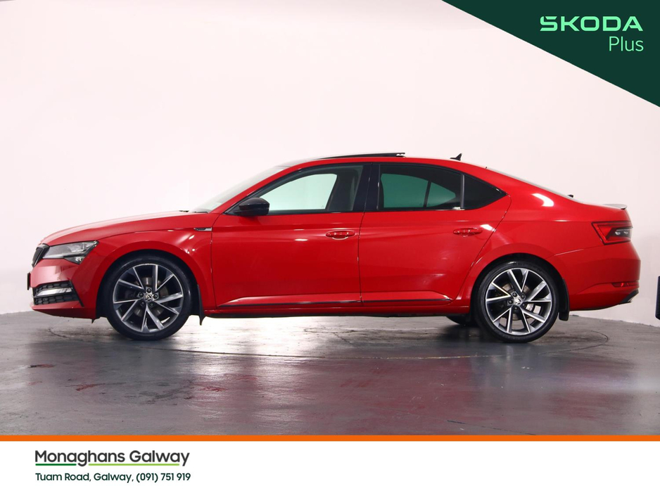 2024 Skoda Superb - image 12