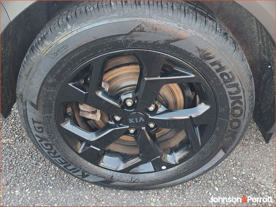 2021 Kia Sportage - image 10