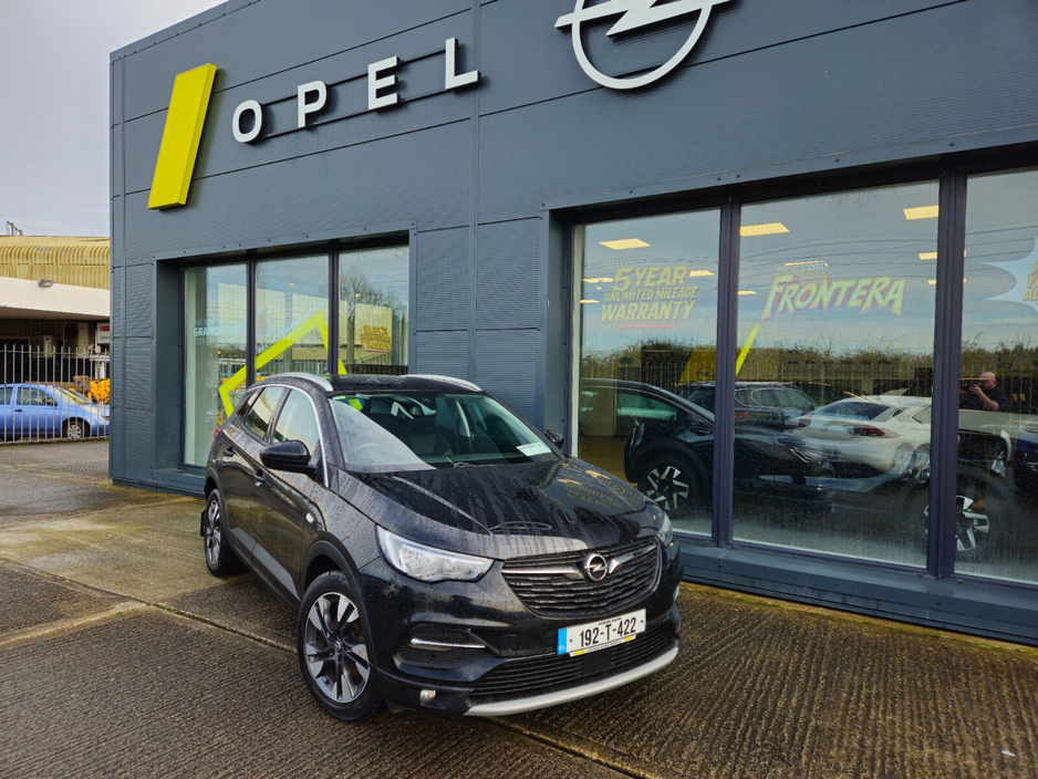 2019 Opel Grandland X - image 2