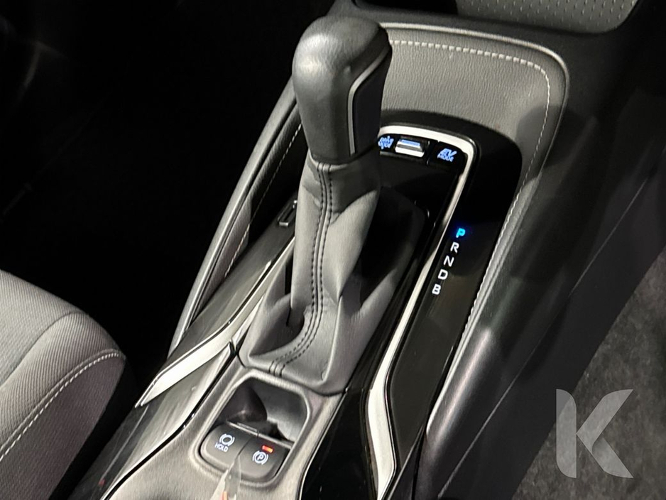 2020 Toyota Corolla - image 16