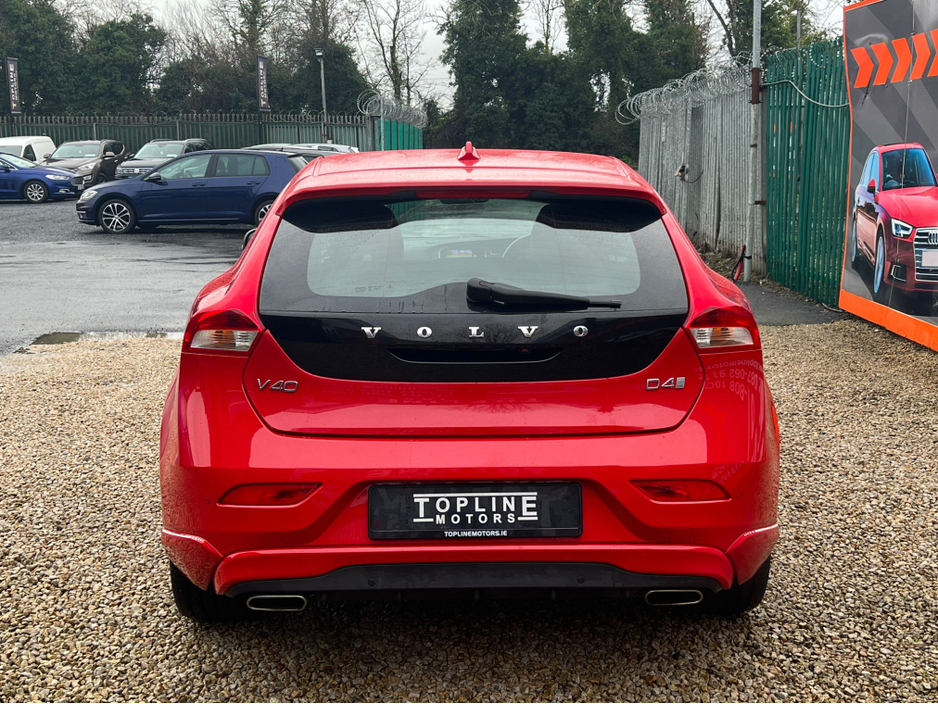 2019 Volvo V40 ==STUNNING VOLVO V40//AUTO//HUGE SPEC//FULL LEATHER// €17,500