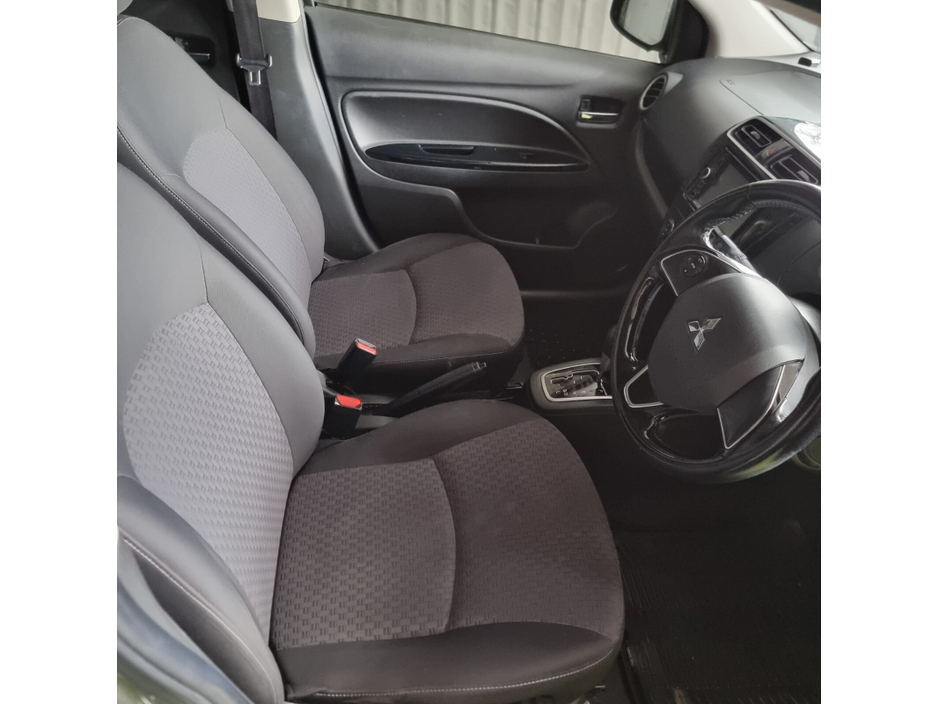 2017 Mitsubishi Mirage - image 12