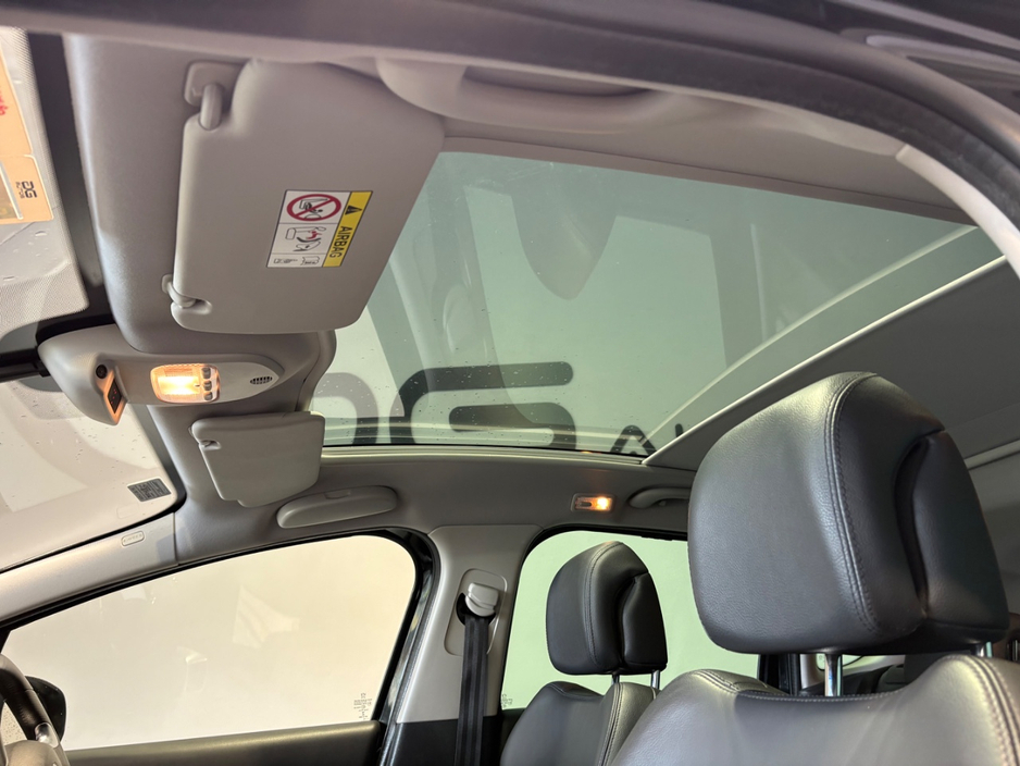 2016 Peugeot 3008 - image 15