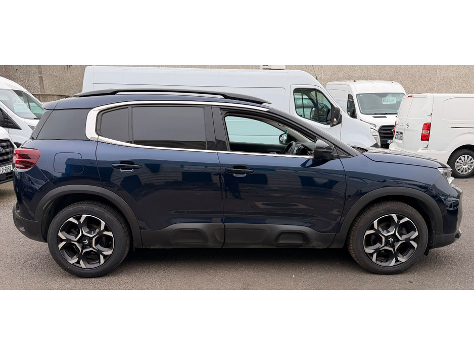 2023 Citroen C5 Aircross - image 3