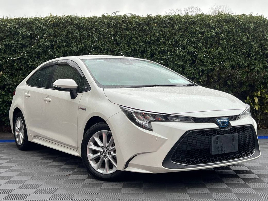 2020 Toyota Corolla 1.8 HYBRID // REVERSE CAMERA // SERVICE HISTORY // DIGITAL CLIMATE CONTROL €18,900