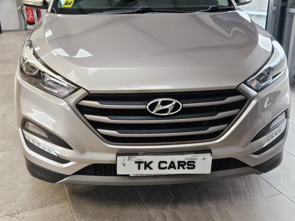 2018 Hyundai Tucson - image 4