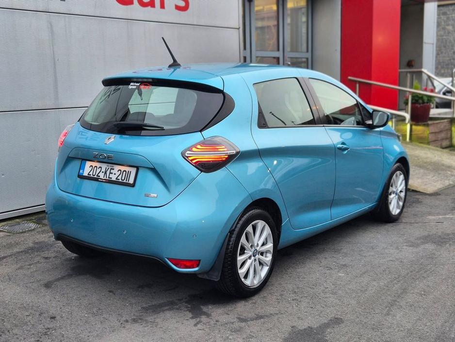 2020 Renault Zoe - image 5