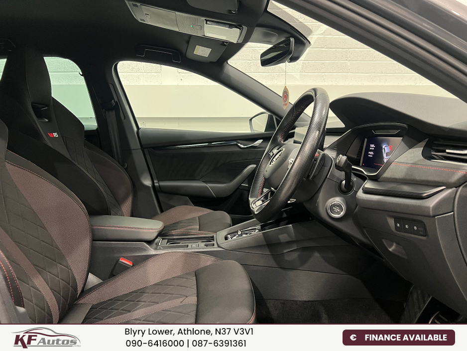 2023 Skoda Octavia - image 19