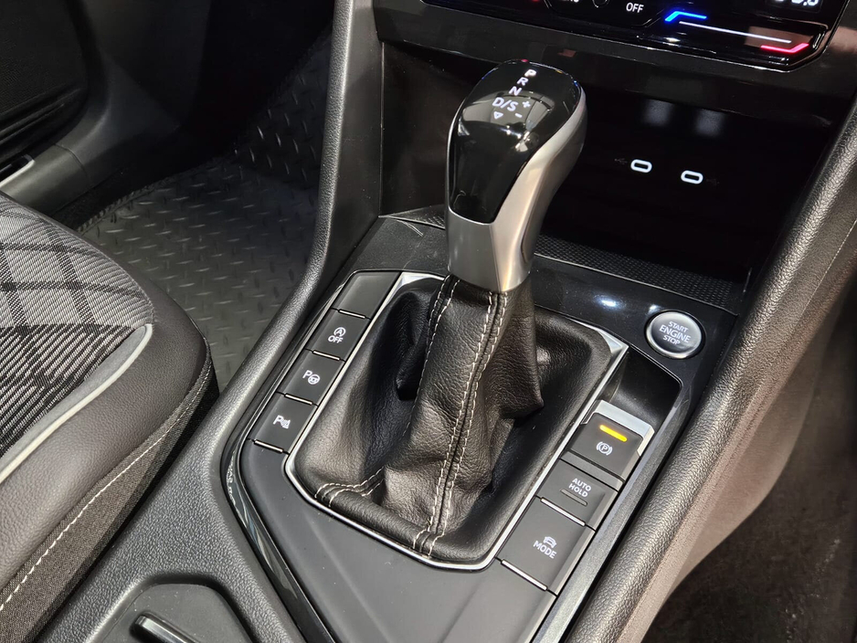 2024 Volkswagen Tiguan TIGUAN R-LINE 2.0TDI DSG 150HP €49,950