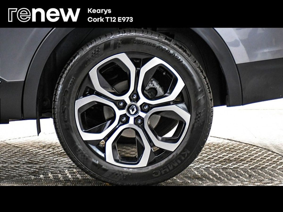 2023 Renault Arkana - image 9