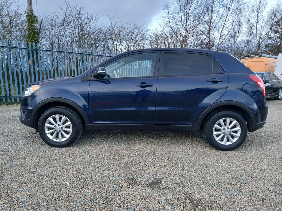 2015 Ssangyong Korando - image 2