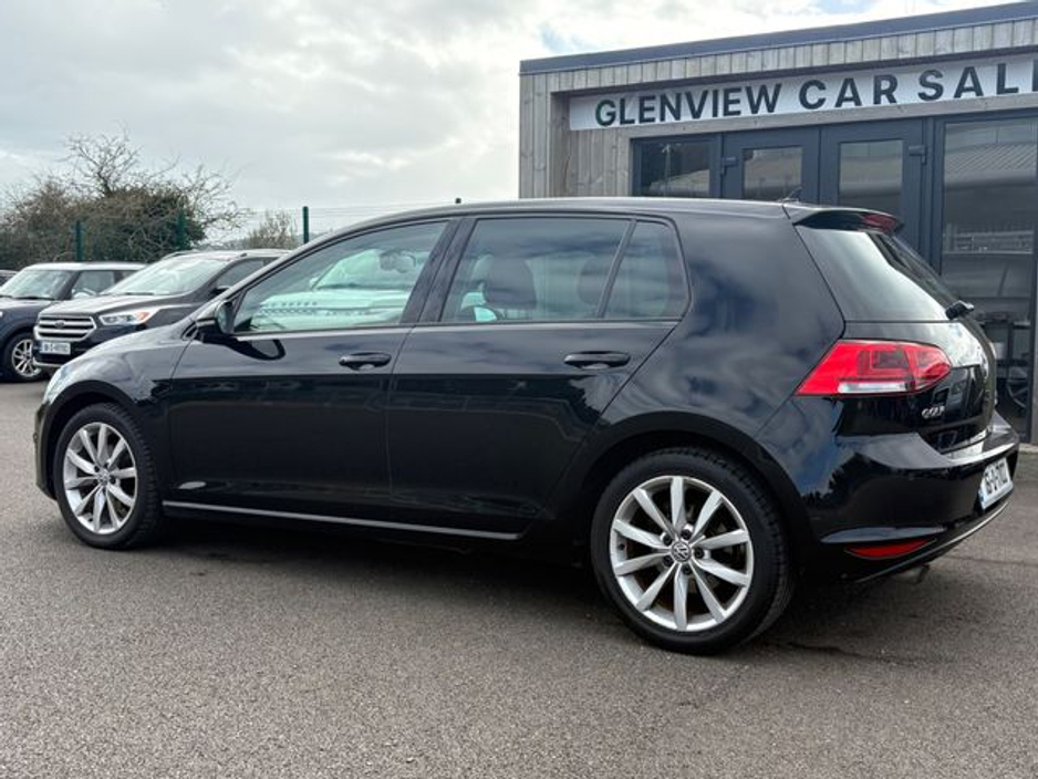 2016 Volkswagen Golf - image 6