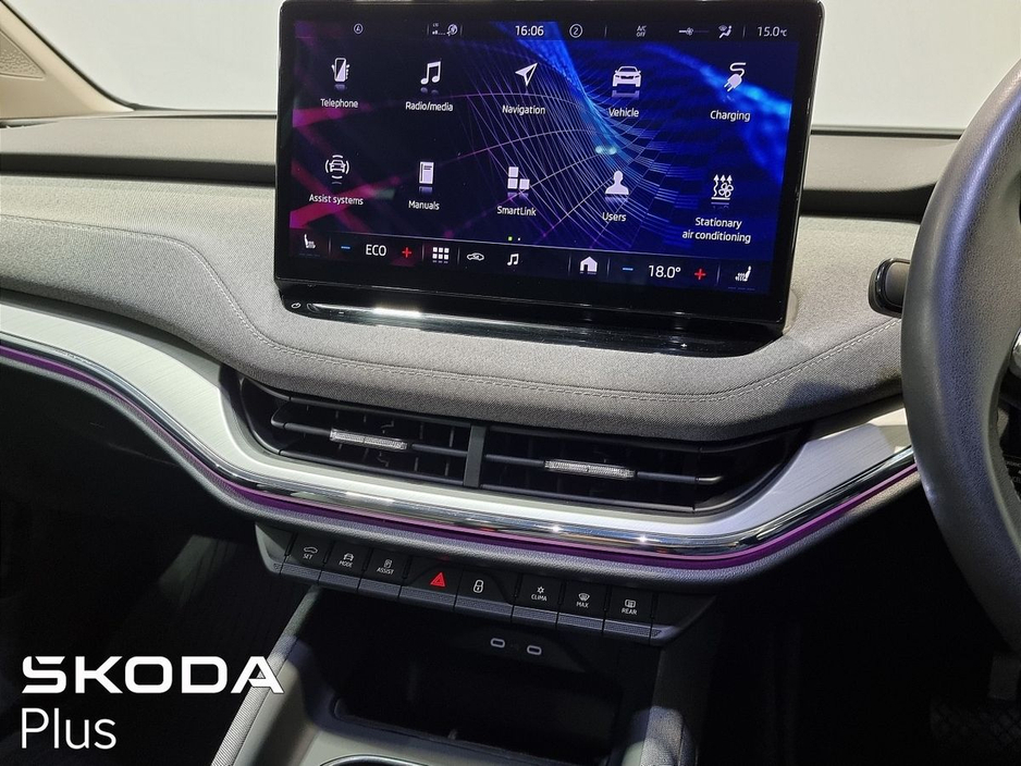 2023 Skoda Enyaq - image 17