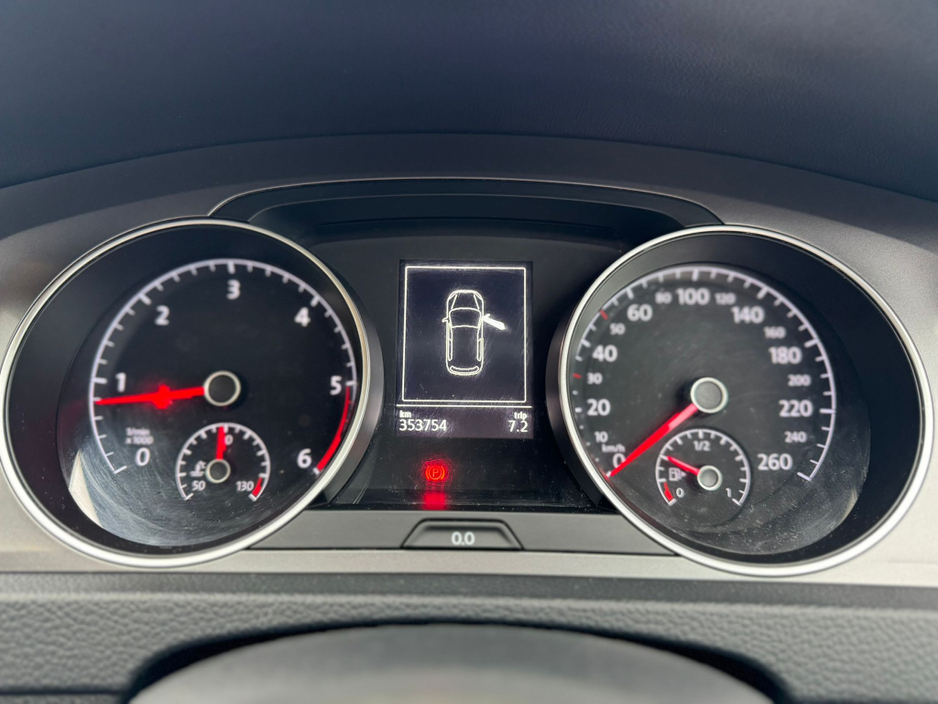 2017 Volkswagen Golf - image 22