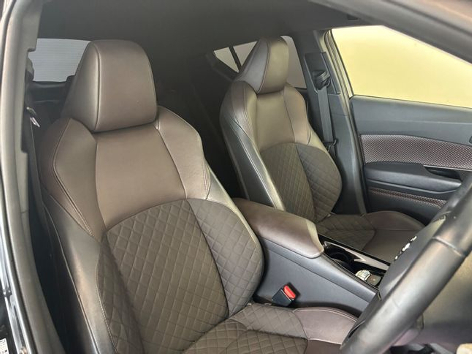 2017 Toyota C-HR 1.8 HYBRID LUNA SPORT €16,995