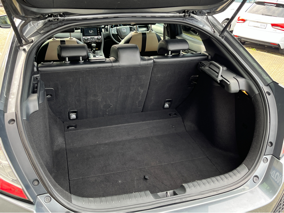 2018 Honda Civic - image 8