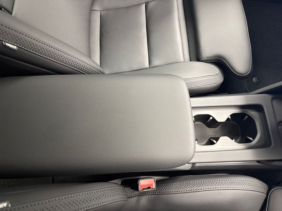 2026 Volvo ES90 - image 20