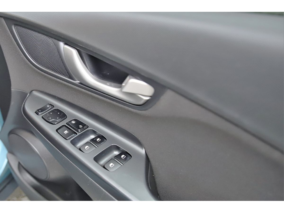 2019 Hyundai Kona - image 24