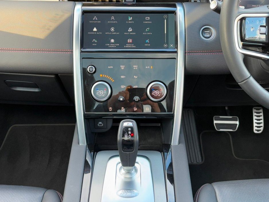 2022 Land Rover Discovery Sport SUNROOF P300E R-DYNAMIC SE PHEV €39,495