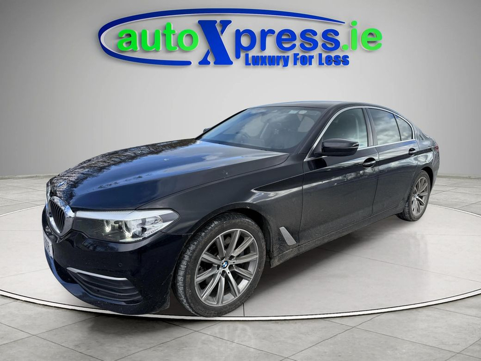 2018 BMW 5 Series - image 5