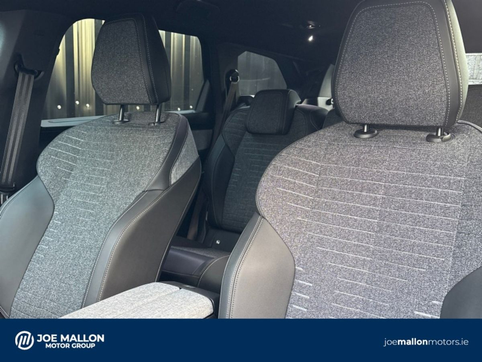 2026 Peugeot 5008 - image 17