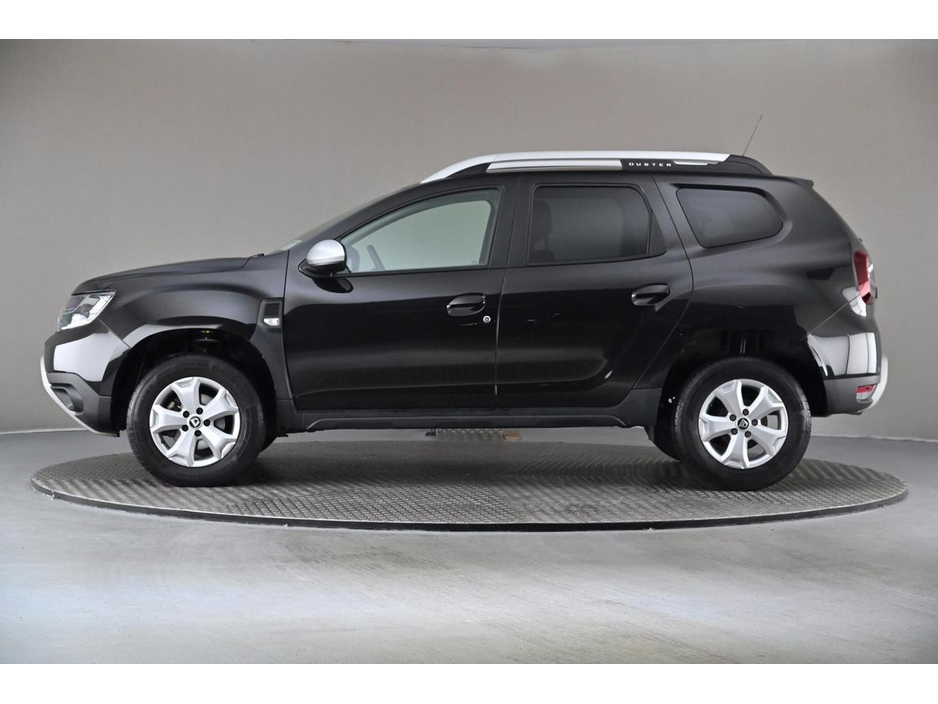 2019 Dacia Duster - image 5