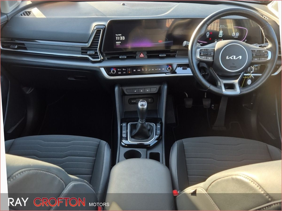 2022 Kia Sportage - image 4