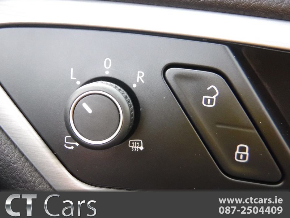 2016 Volkswagen Golf - image 14