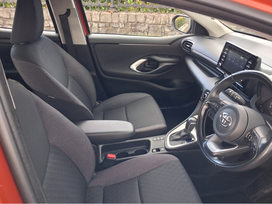 2022 Toyota Yaris 1.5 HYBRID 5DR AUTO 3 MONTH WARRANTY €18,950