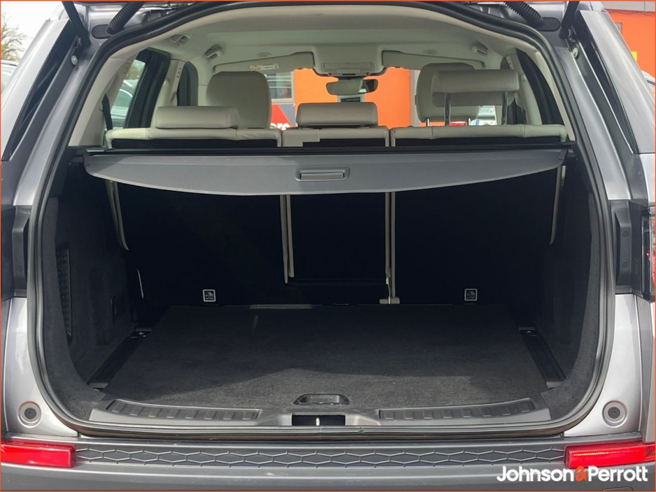 2021 Land Rover Discovery Sport - image 13