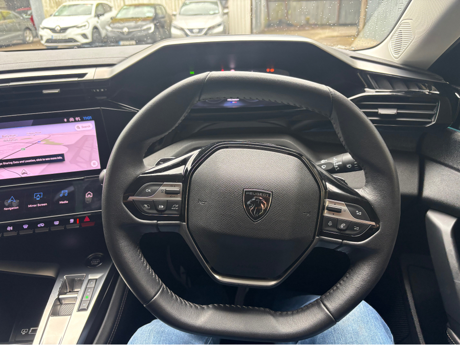 2023 Peugeot 408 - image 16